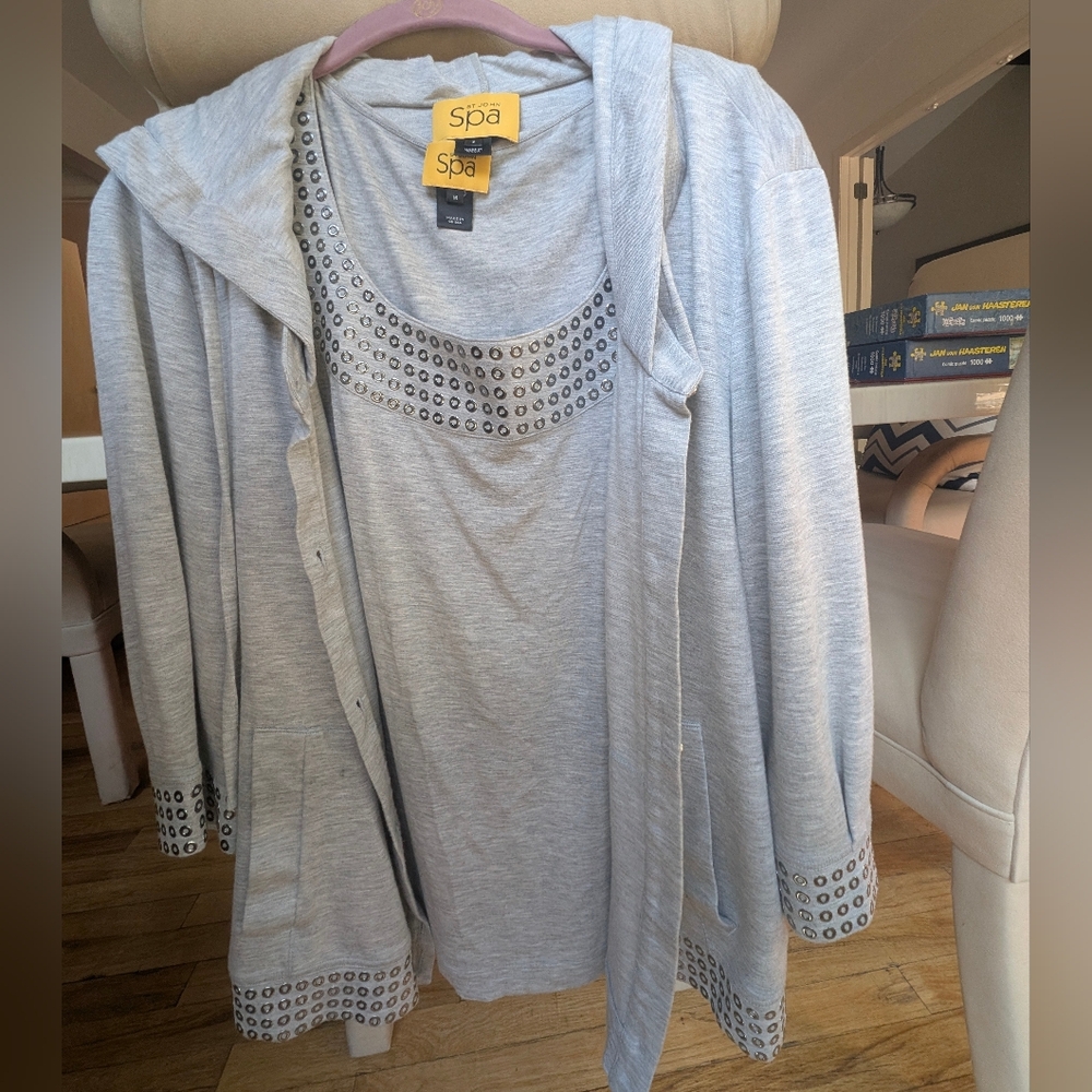St.John SPA Tank/Hoodie Active wear Set